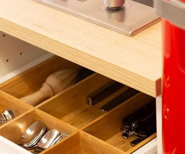 Vintage Movie The Luxury By Namaste Elite *