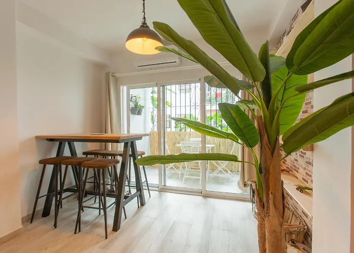 Vintage Movie The Luxury By Namaste Elite Apartment Torremolinos